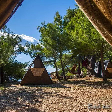 Cast Away - Eco Holiday park *